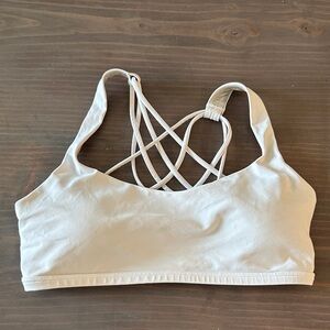 Lululemon free to be wild bra